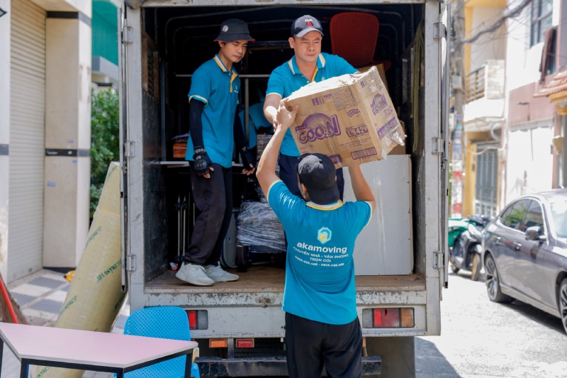 Chuyển Nhà Trọn Gói Quận 9 Nhanh Chóng – An Toàn – Giá Tốt | AkaMoving