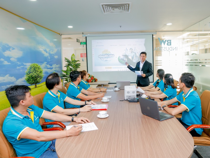 Dịch vụ vận chuyển nhà là một công việc đòi hỏi rất nhiều thời gian, công sức và đòi hỏi kỹ năng đóng gói, sắp xếp khoa học.